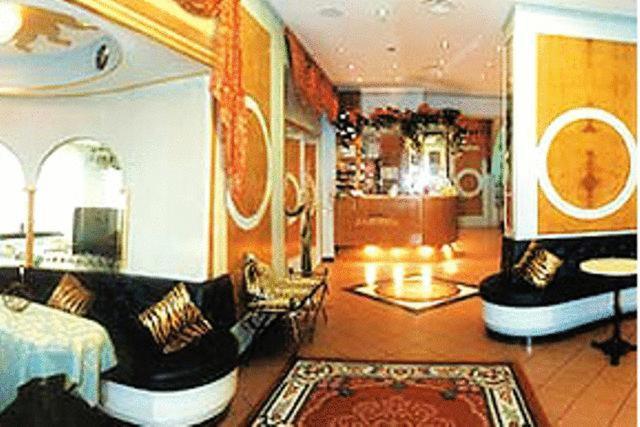 فندق لا بوسولا Cittiglio المظهر الخارجي الصورة